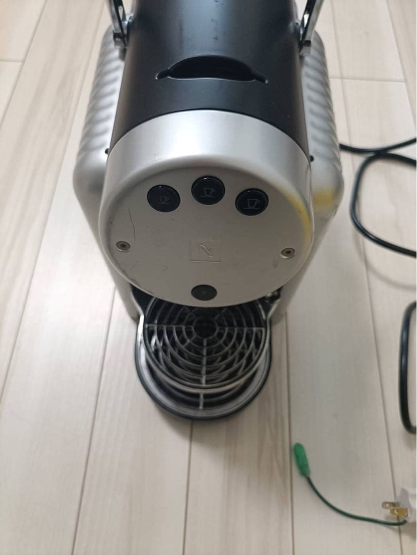 ネスプレッソ ジニアス ZN100業務用【開封済み】 変換アダプタ付き