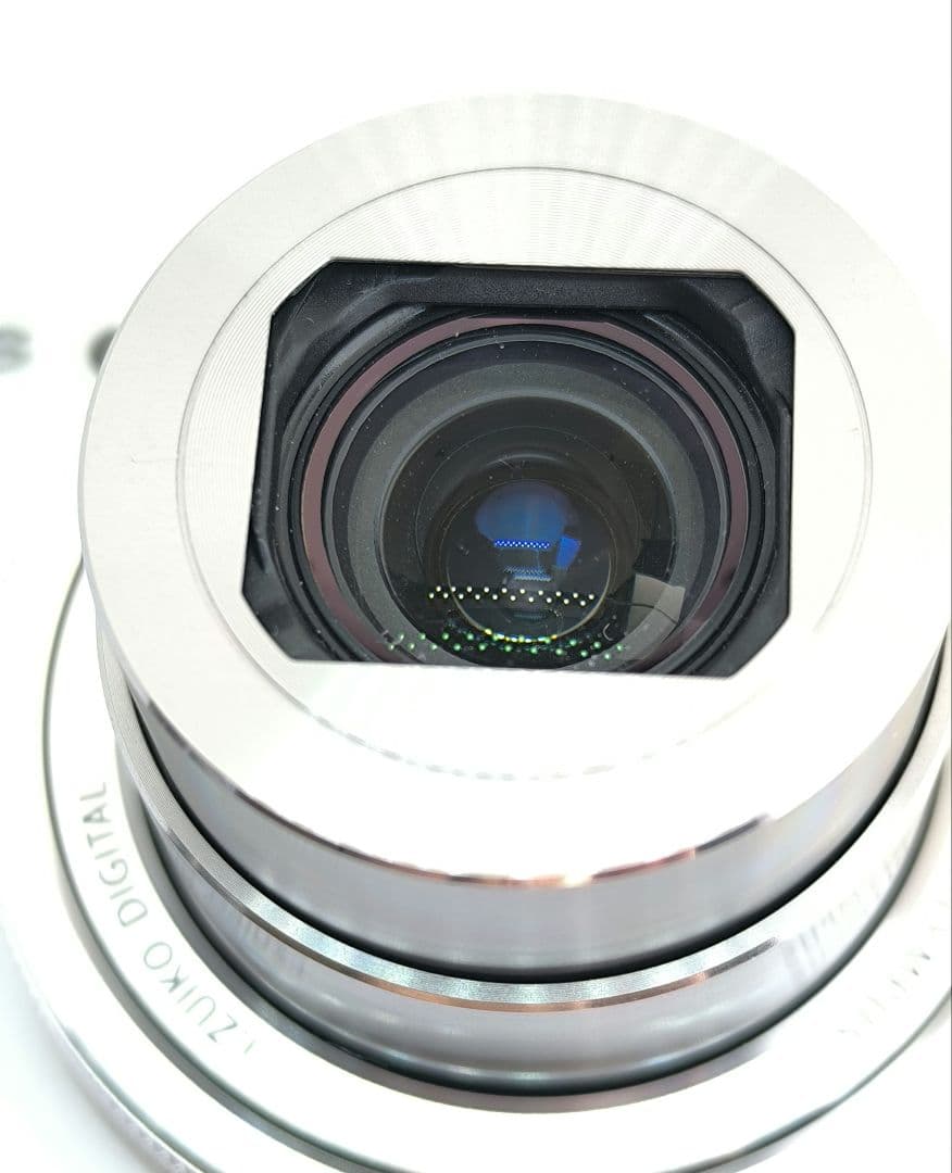 OLYMPUS XZ10（値下げ不可