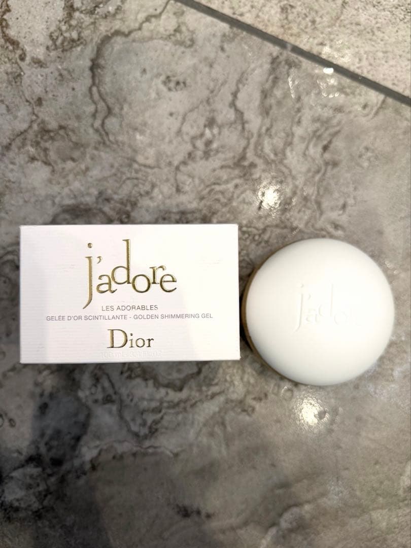 Dior j'adore ジャドールシマリングボディジェル