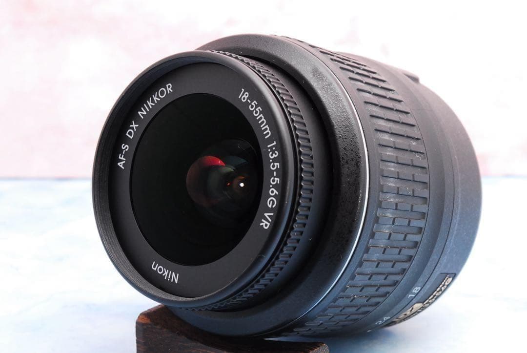 Nikon D3400☆美品＆ショット数少☆スマホ転送OK☆一眼レフカメラ☆