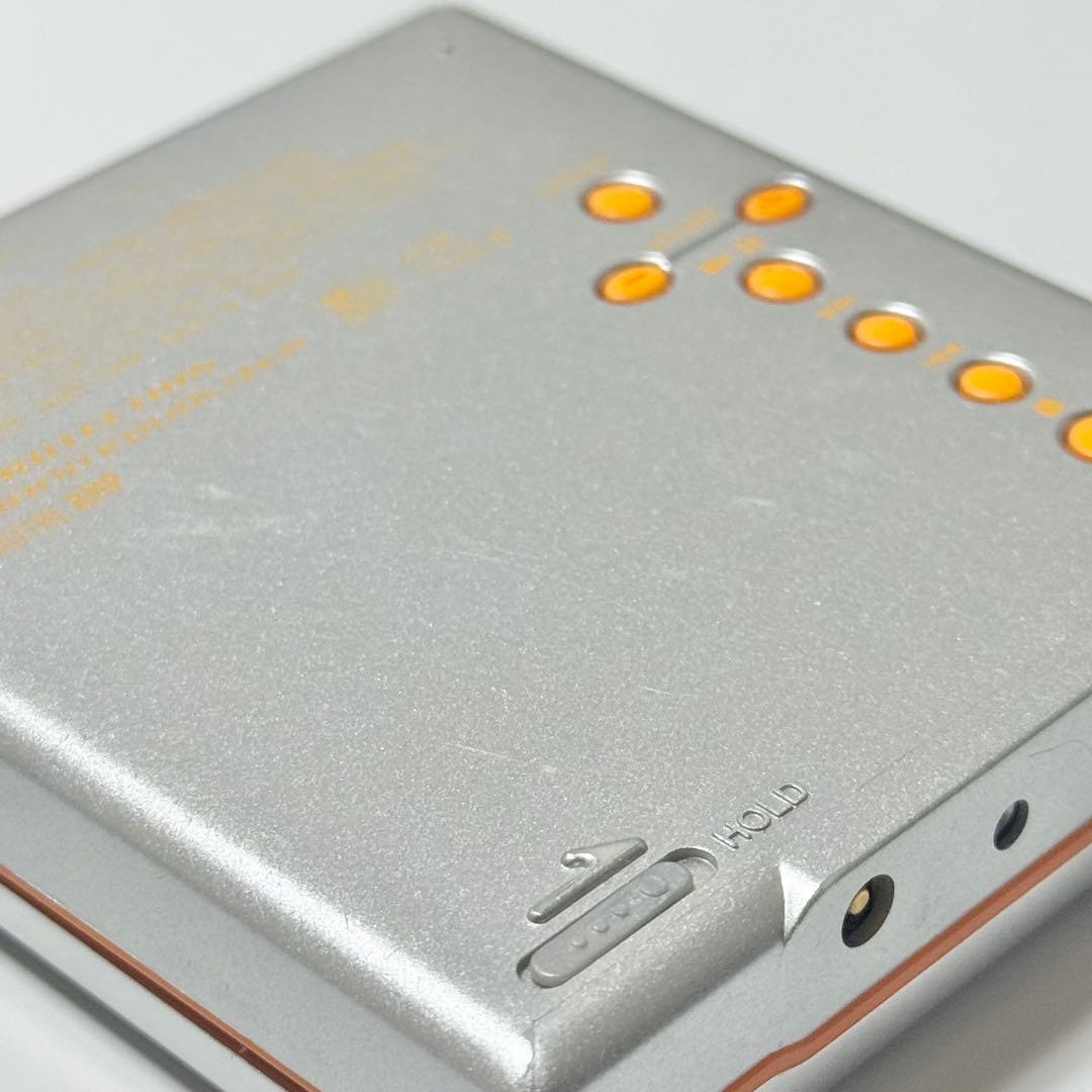 動作品 SONY MD WALKMAN MZ-E520 ポータブルMDプレーヤー