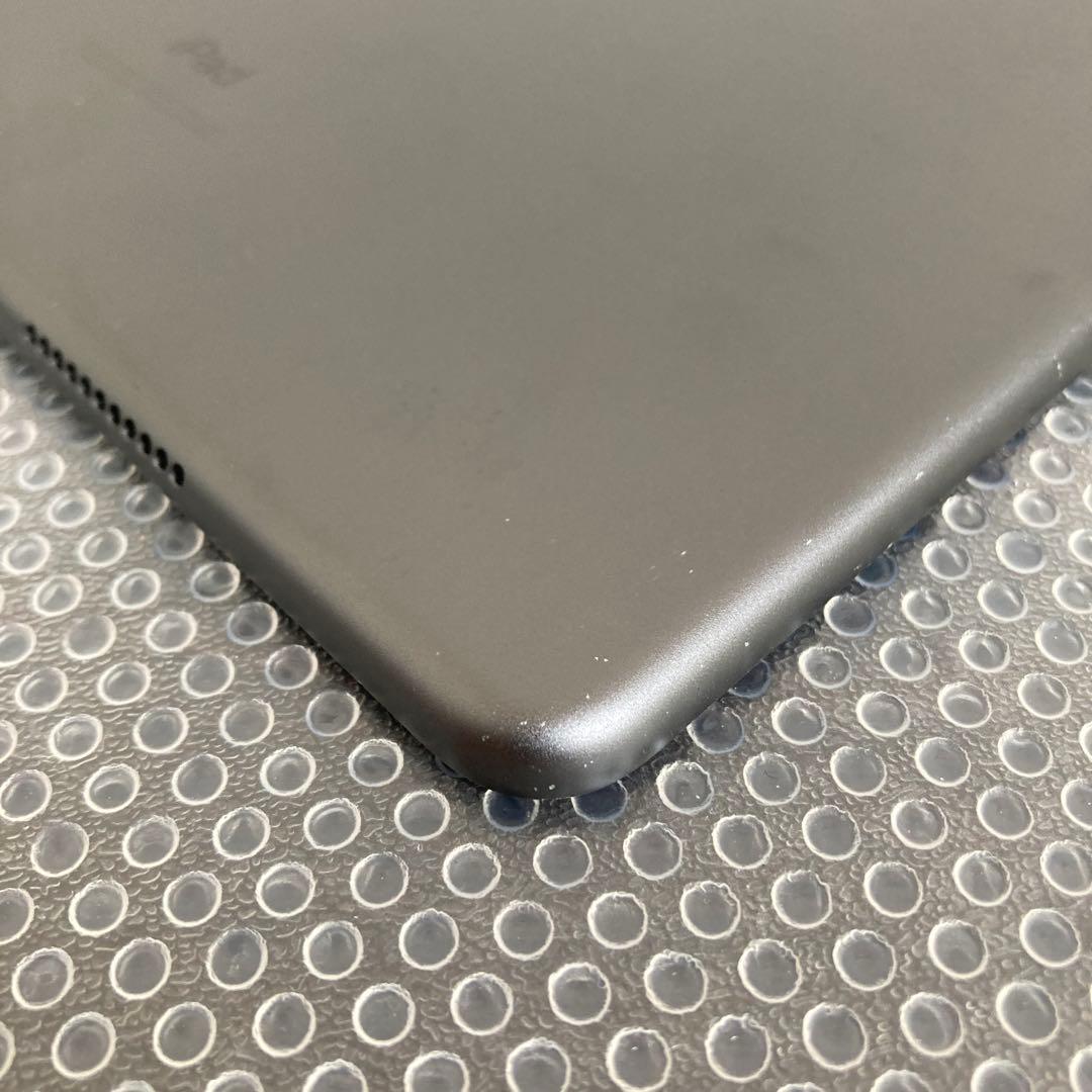 2734 電池最良好☆iPad Air3 第3世代 64GB WIFIモデル☆