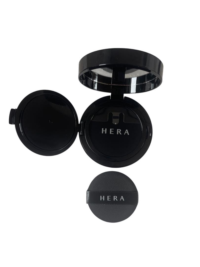 【新品未使用品】HERAクッションファンデ21C1 ローズバニラ＊リニューアル版
