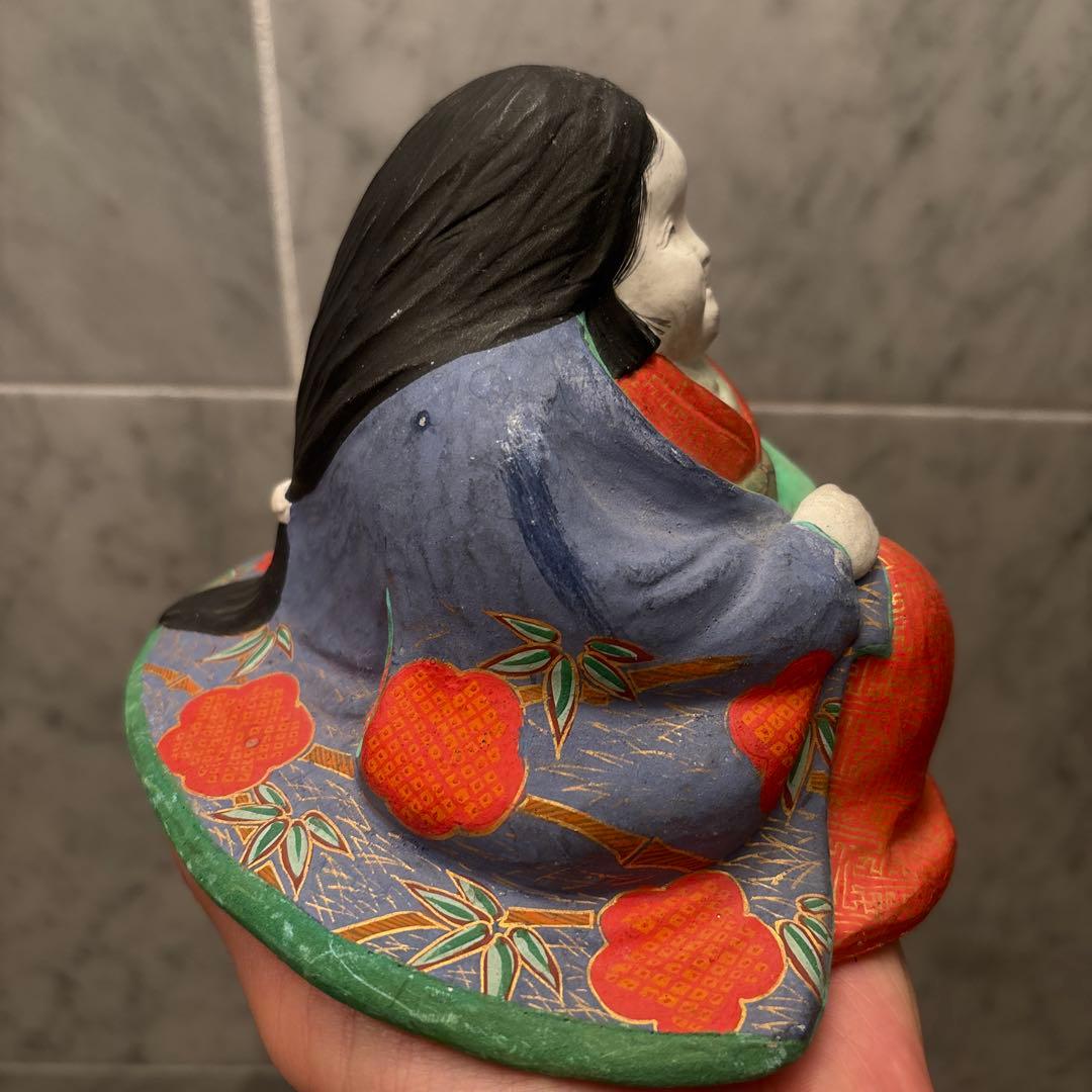 ヴィンテージふっくらとした気品で瞳が美しいお多福さん博多人形陶器　銘入り縁起物