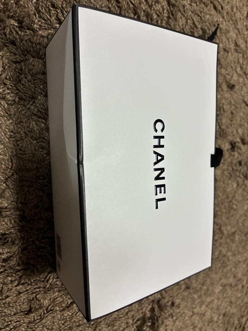 【未使用】CHANEL ハンドクリーム ル リフト