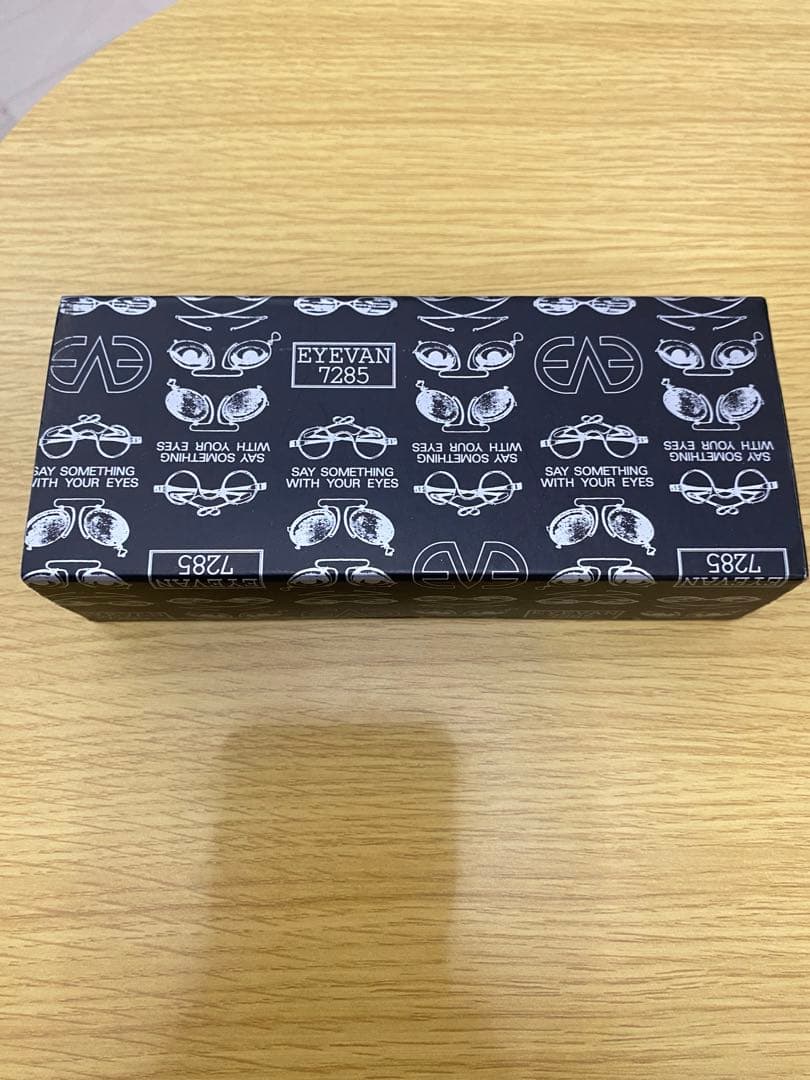 む　EYEVAN7285の眼鏡です！一式揃ってます。