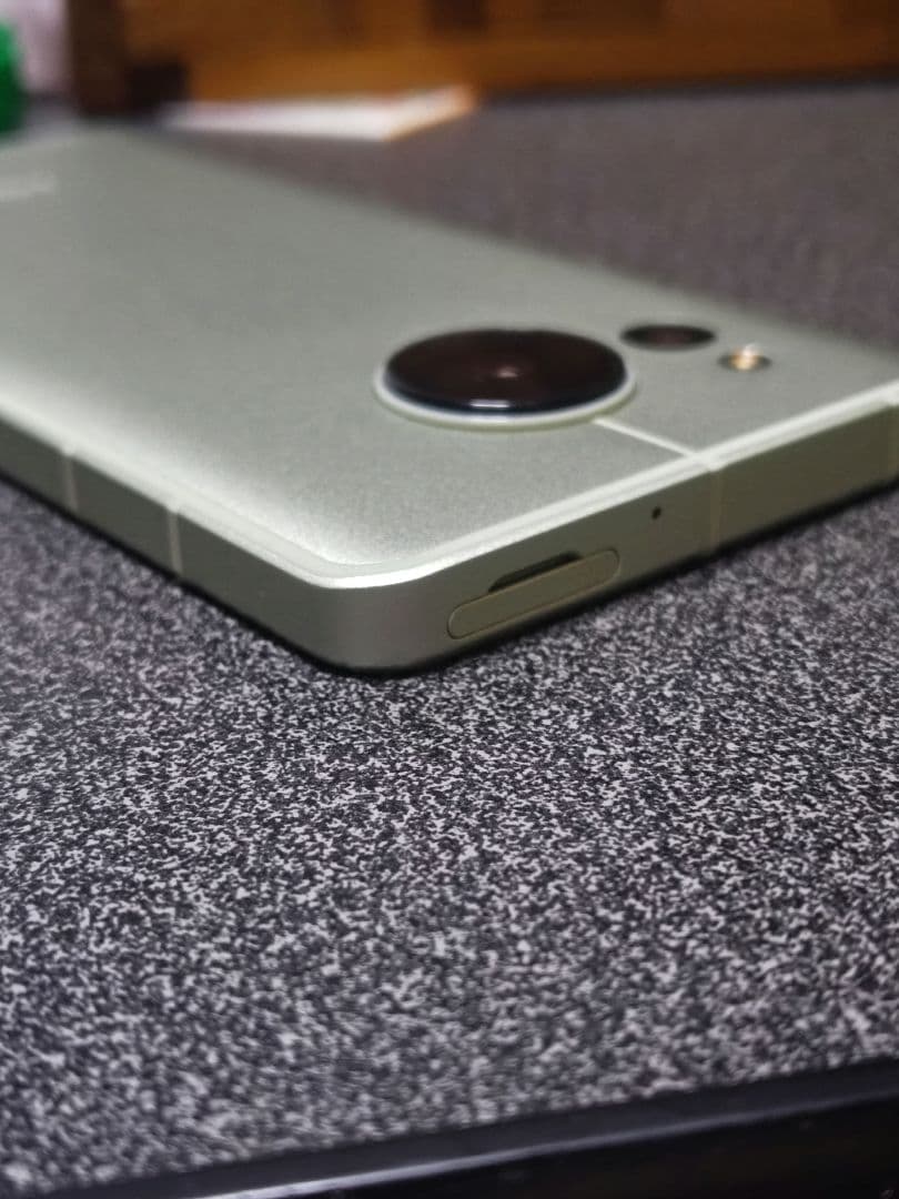 AQUOS sense8 SH-M26 グリーン 本体