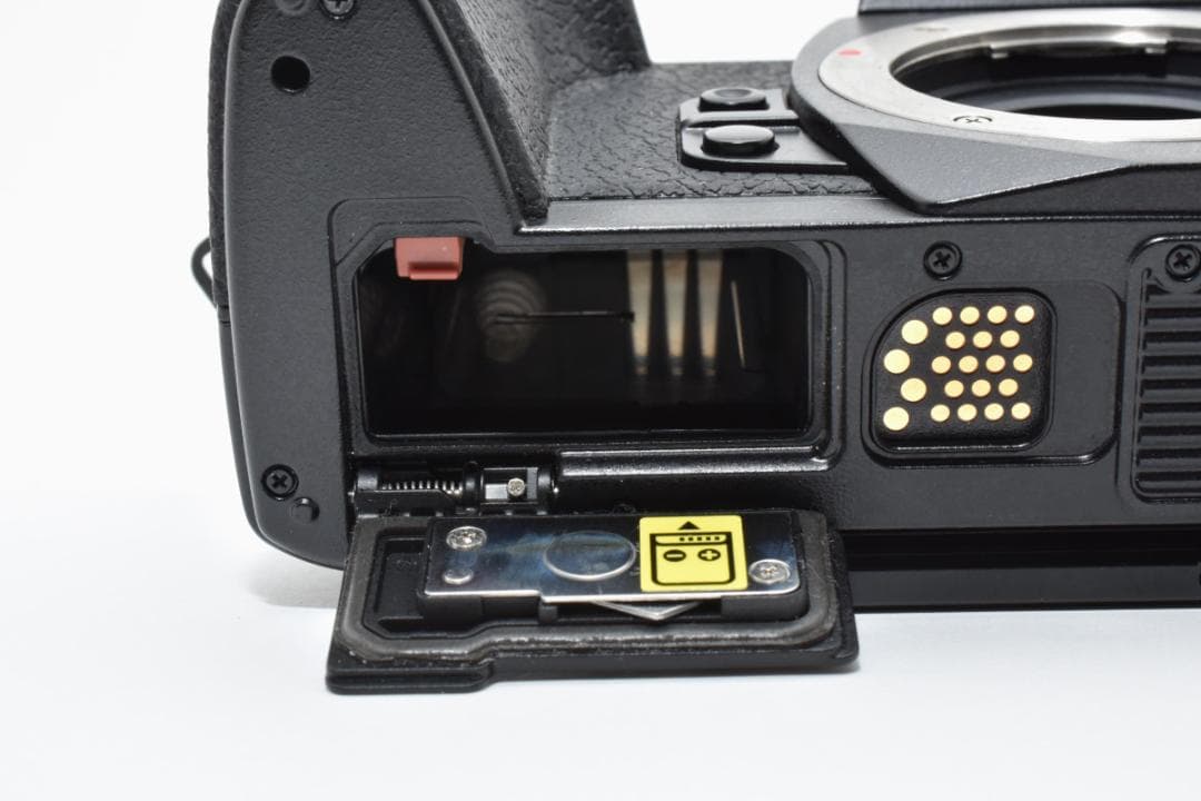 オリンパス OM-D E-M1 ミラーレスデジタルカメラボディ Olympus