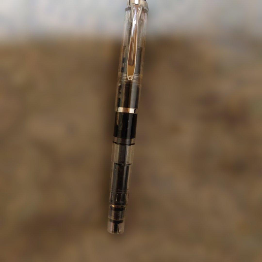 透明吸入式万年筆 メタルクリップ付き定価 17,000円