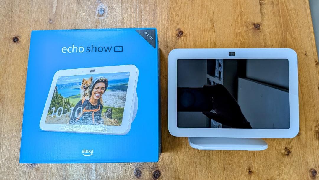 Echo Show 8 第3世代 グレーシャーホワイト スタンド付