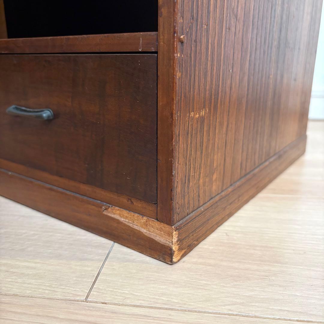 約100年 古道具 木製収納家具 引き戸と引き出し付き 木製　和風飾り棚 レトロ