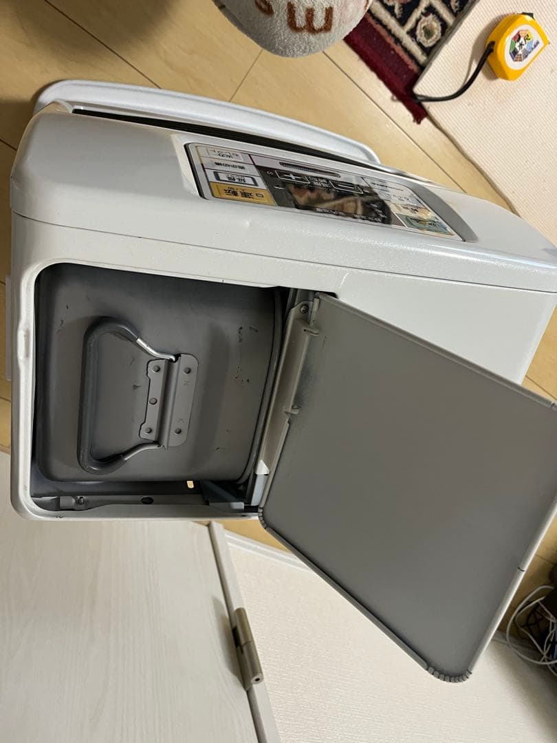 コロナ製の石油ファンヒーター「FH-ST3614BY」
