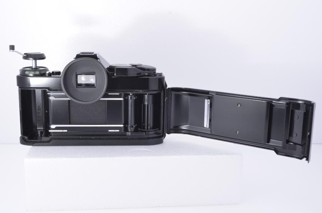【完動☆美品】Canon キャノン AE-1 PROGRAM フィルムカメラ