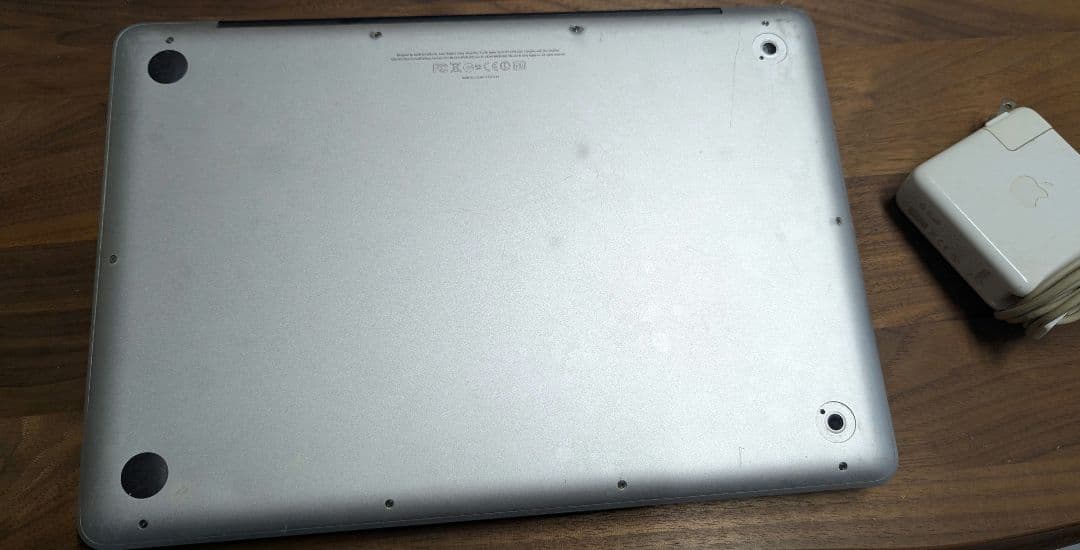 MacBook Pro (Late 2011) OSなし