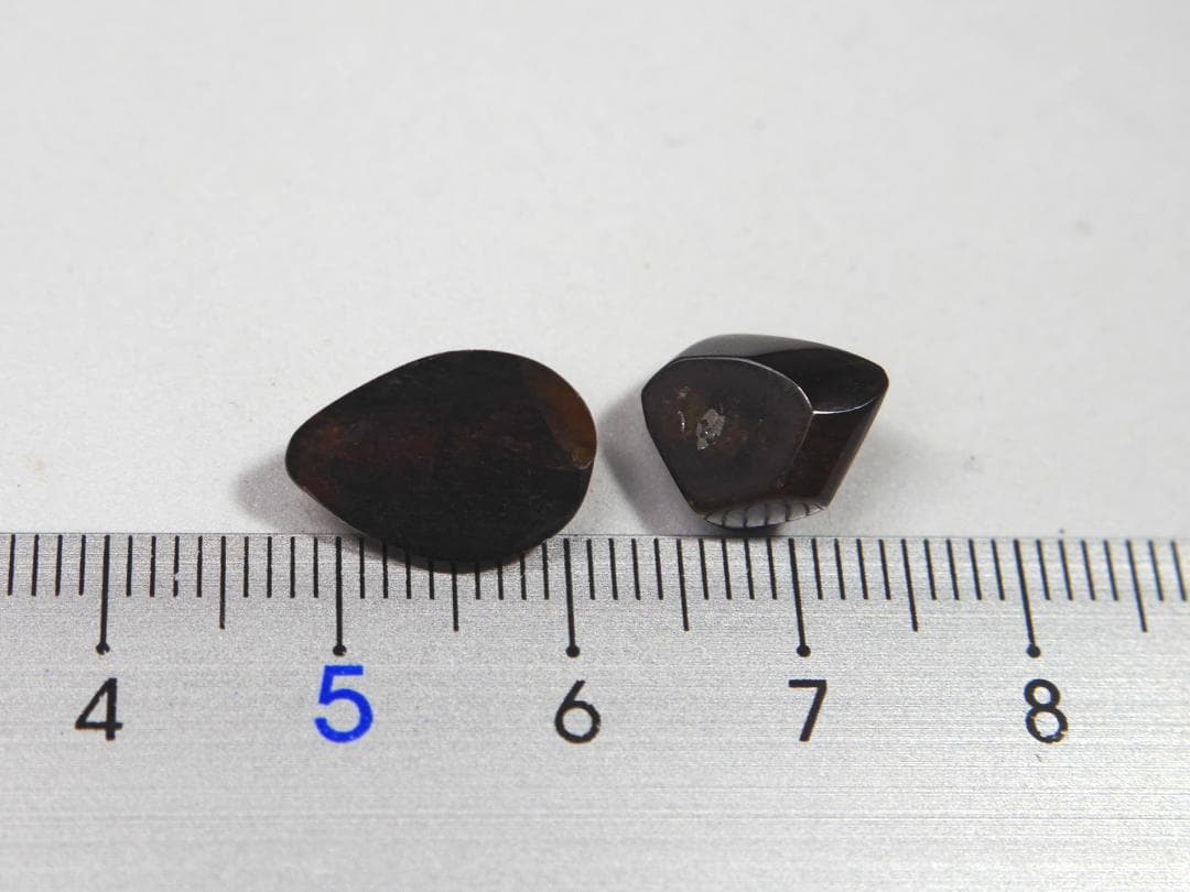J＊　レインボーガーネット　原石