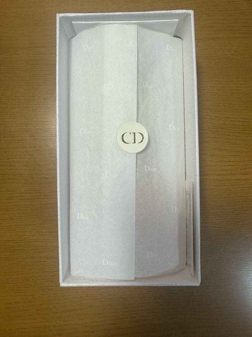 ジャドール ロー エッセンス ドゥ パルファン 40ml