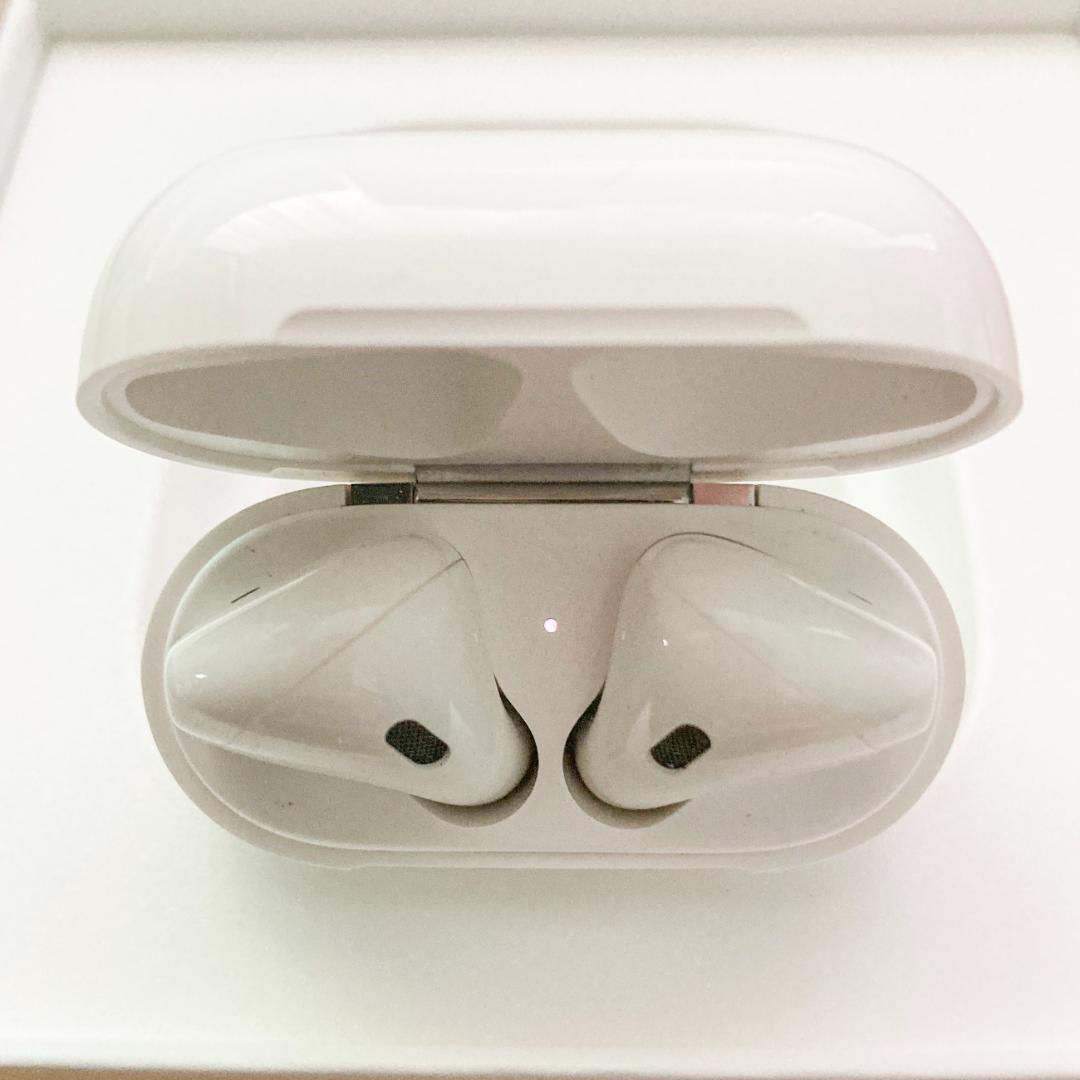 Apple AirPods（第2世代） MV7N2J/A
