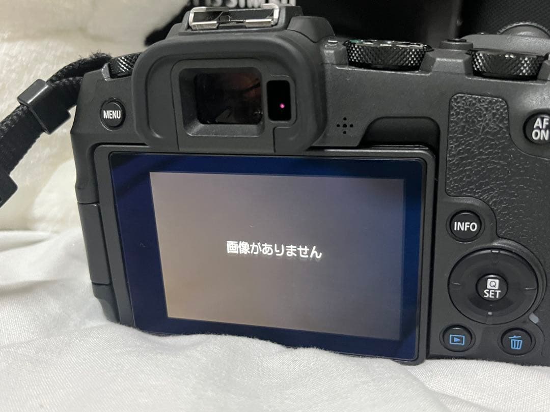 Canon EOS RP ミラーレス一眼カメラ