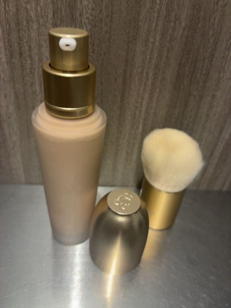 残量9割 Guerlain オーキデ アンペリアル ファンデーション 02N