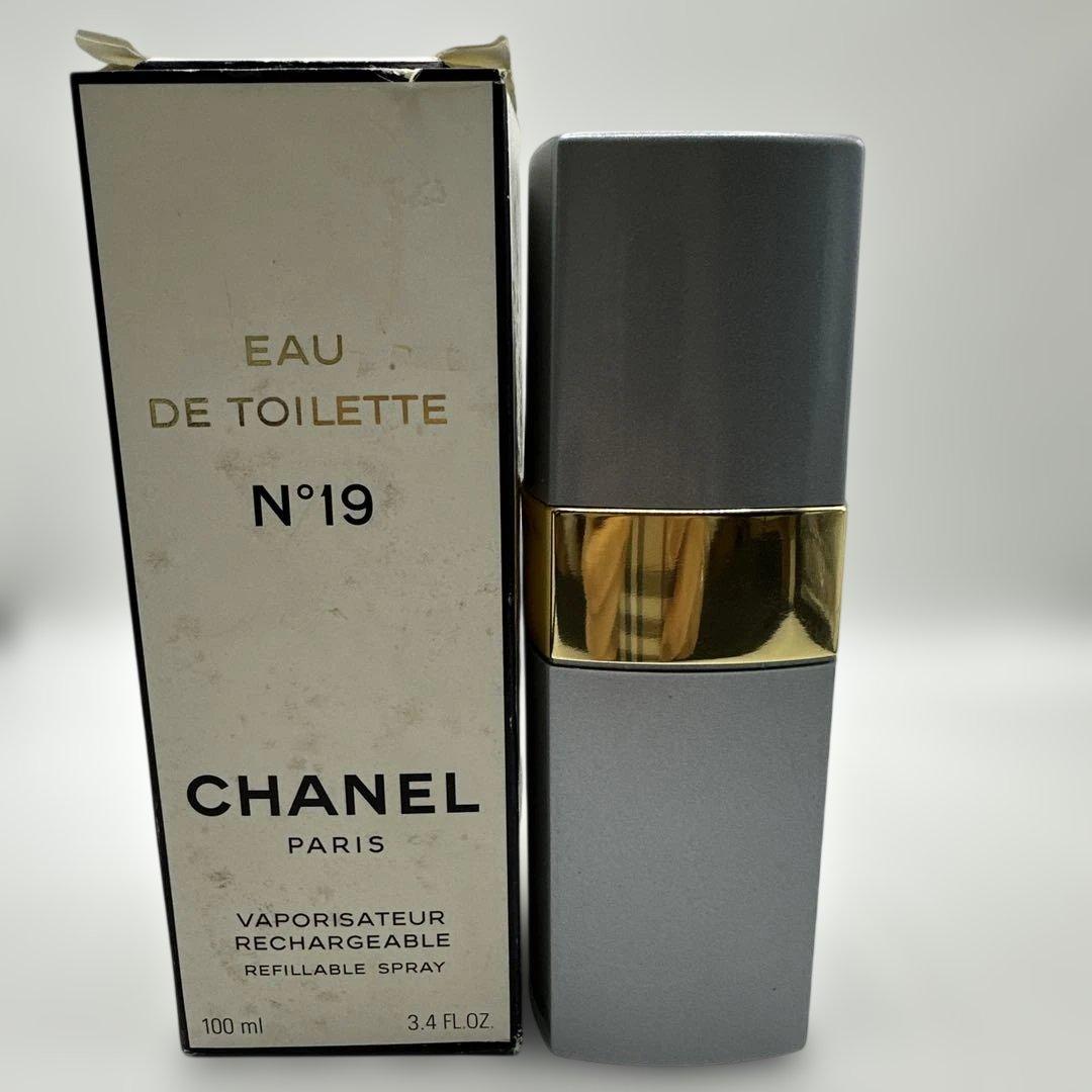 CHANEL Eau de Toilette N°19 100ml