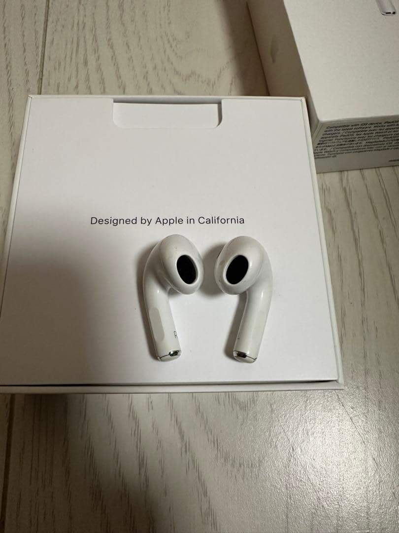 Apple AirPods 第三世代