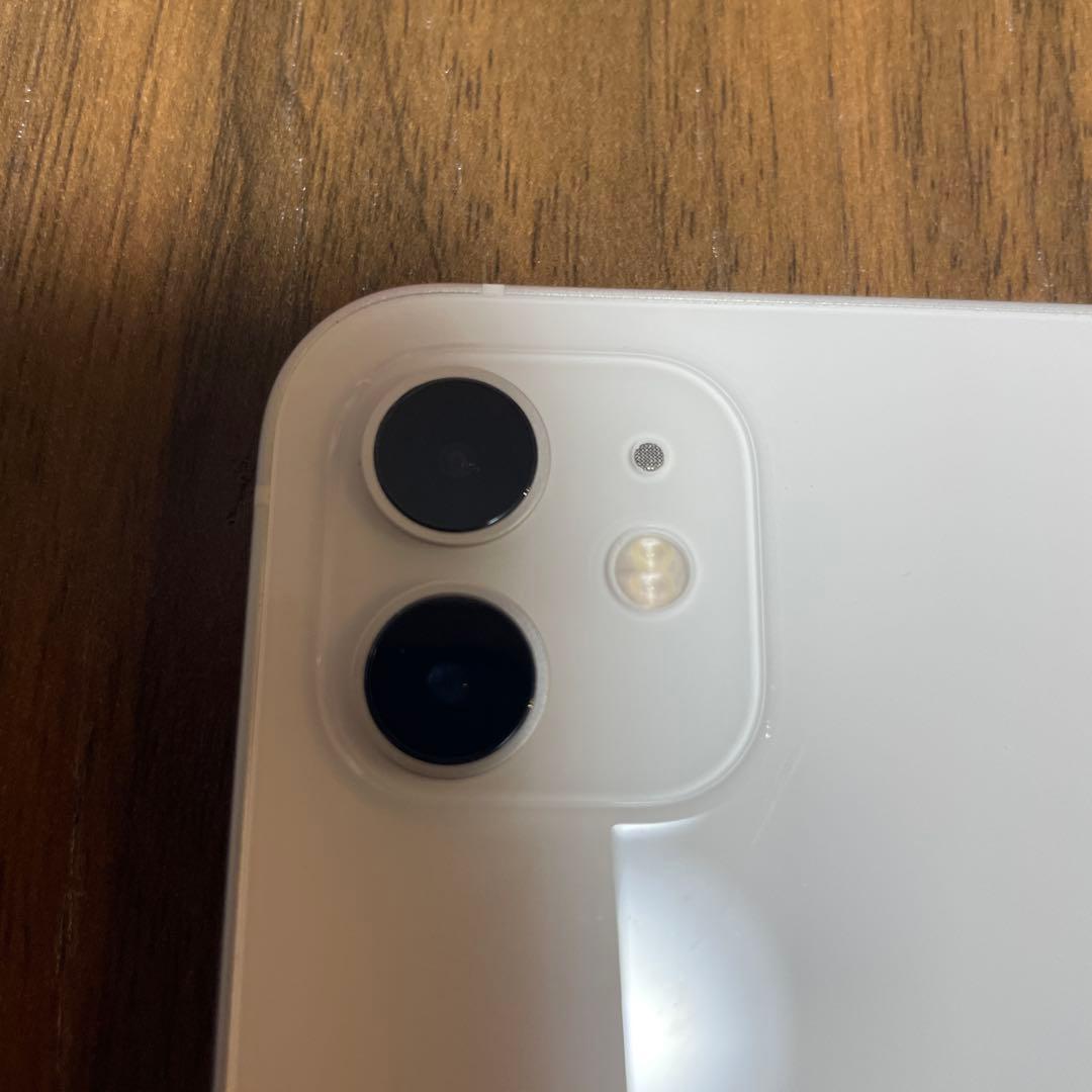 眠りのマル五郎　Apple iPhone 12 ホワイト 本体
