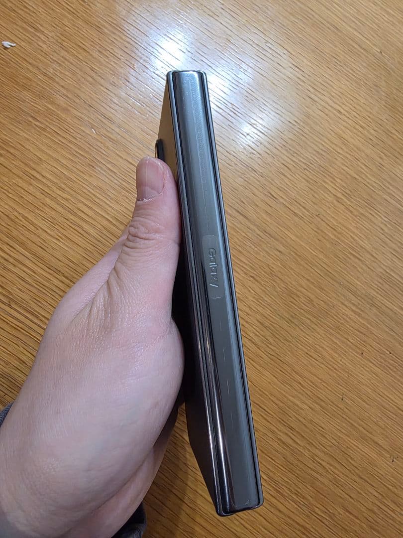 Galaxy Z Fold 4 256GB ドコモ版 利用制限◯