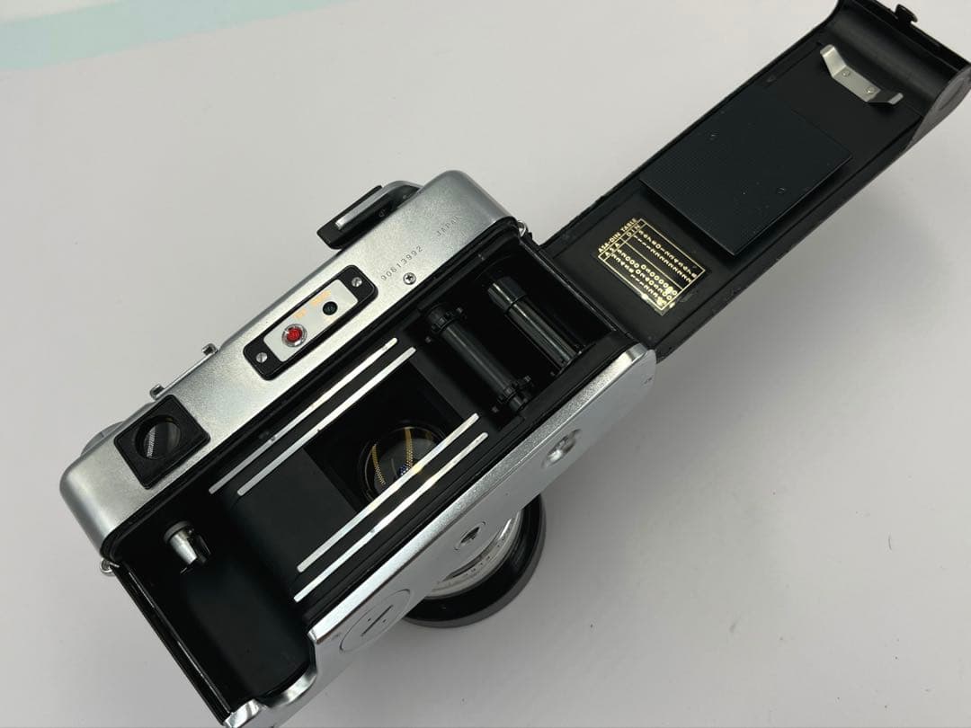 【完動品/返品保証】Yashica Electro 35 ・フィルムカメラ