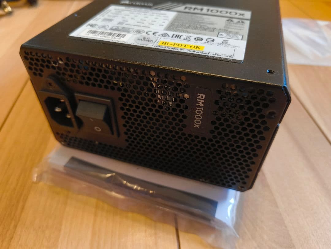 CORSAIR RM1000x 電源ユニット 1000w