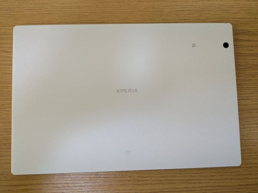 Sony Xperia Z4 SOT31 タブレット ホワイト