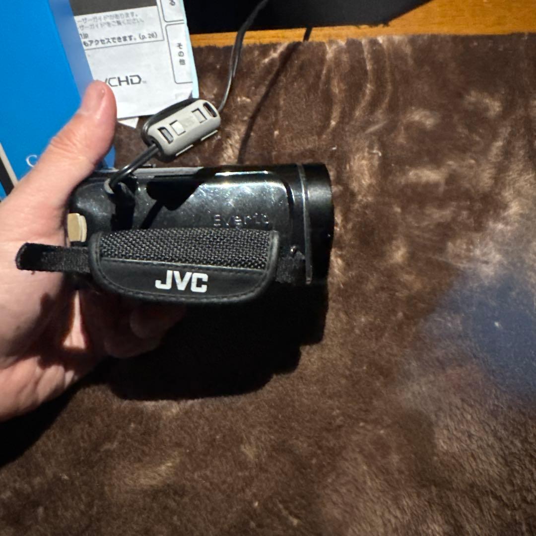 JVC Everio GZ-HM880 ビデオカメラ 本体