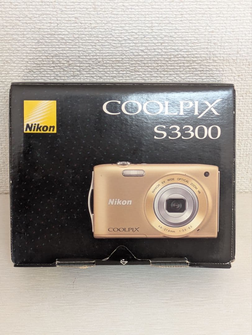 美品　Nikon　COOLPIX S3300　コンパクトデジタルカメラ　ゴールド