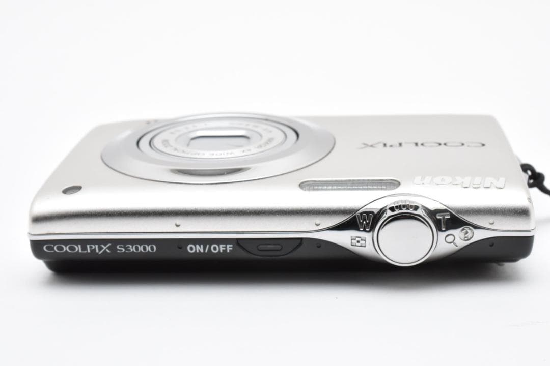 ニコン Nikon COOLPIX S3000 シルバー