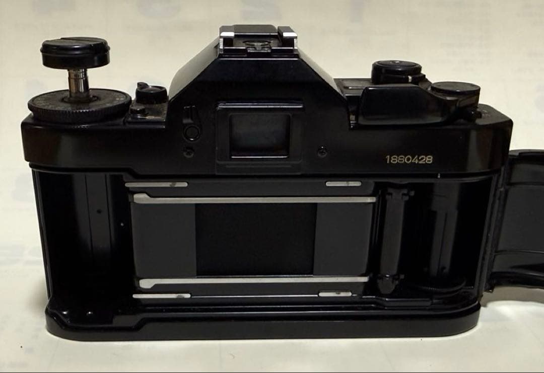 Canon A-1 一眼レフカメラ 28mmレンズ付き