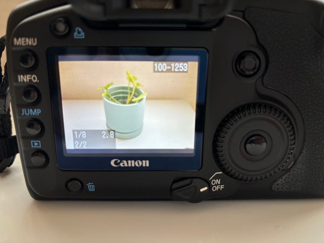 Canon EOS 5D デジタル一眼レフカメラ　本体