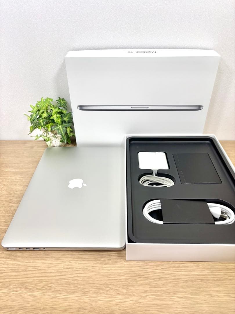 最上位3K！2024年 Office MacBook Pro 15 Win11