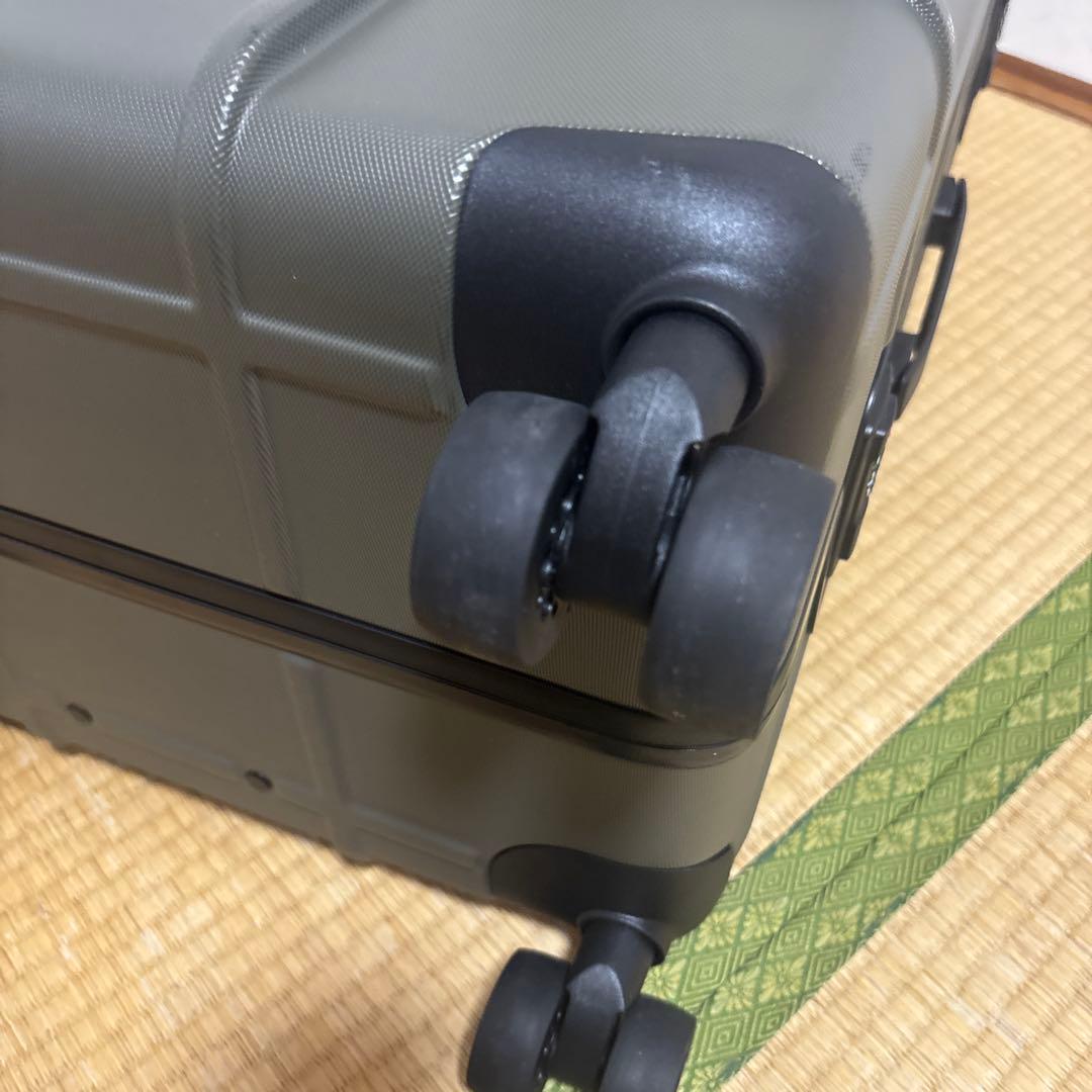 The North Face キャリーカートニュートープグリーン30インチ70L