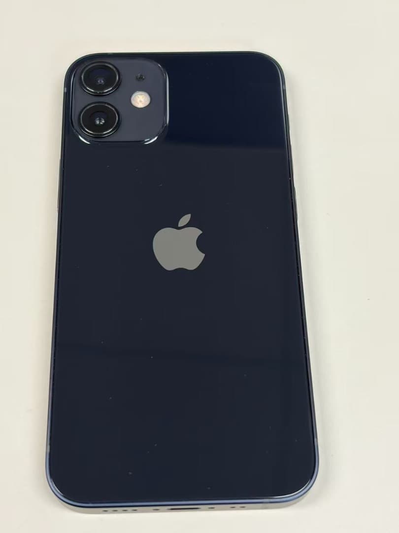 【美品】iPhone 12 mini 64GB ブラック SIMロック解除済み
