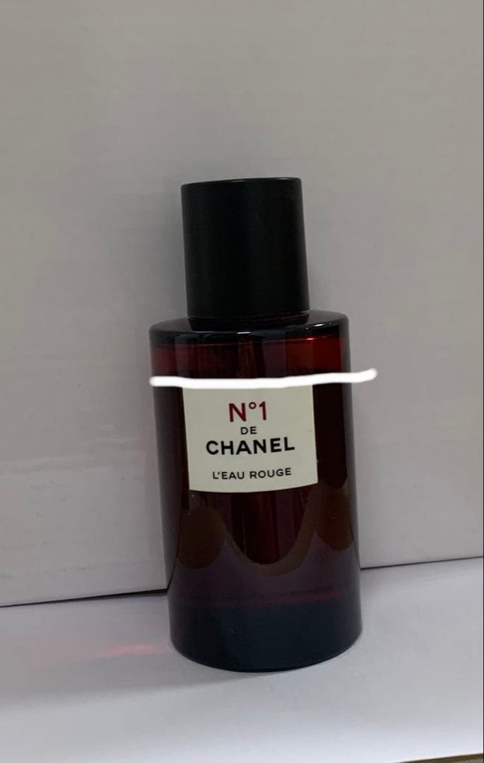 CHANEL N°1 DE CHANEL L'EAU ROUGE