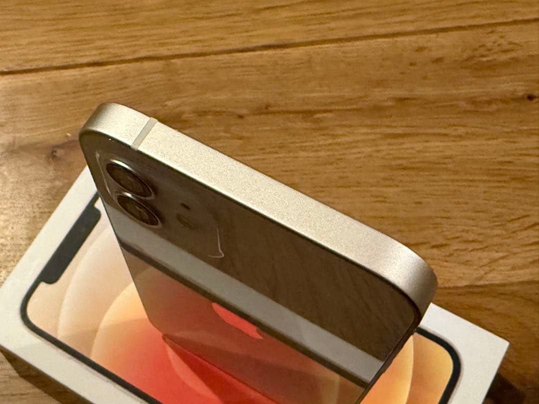 Apple iPhone 12 ホワイト 64GB SIMフリー②