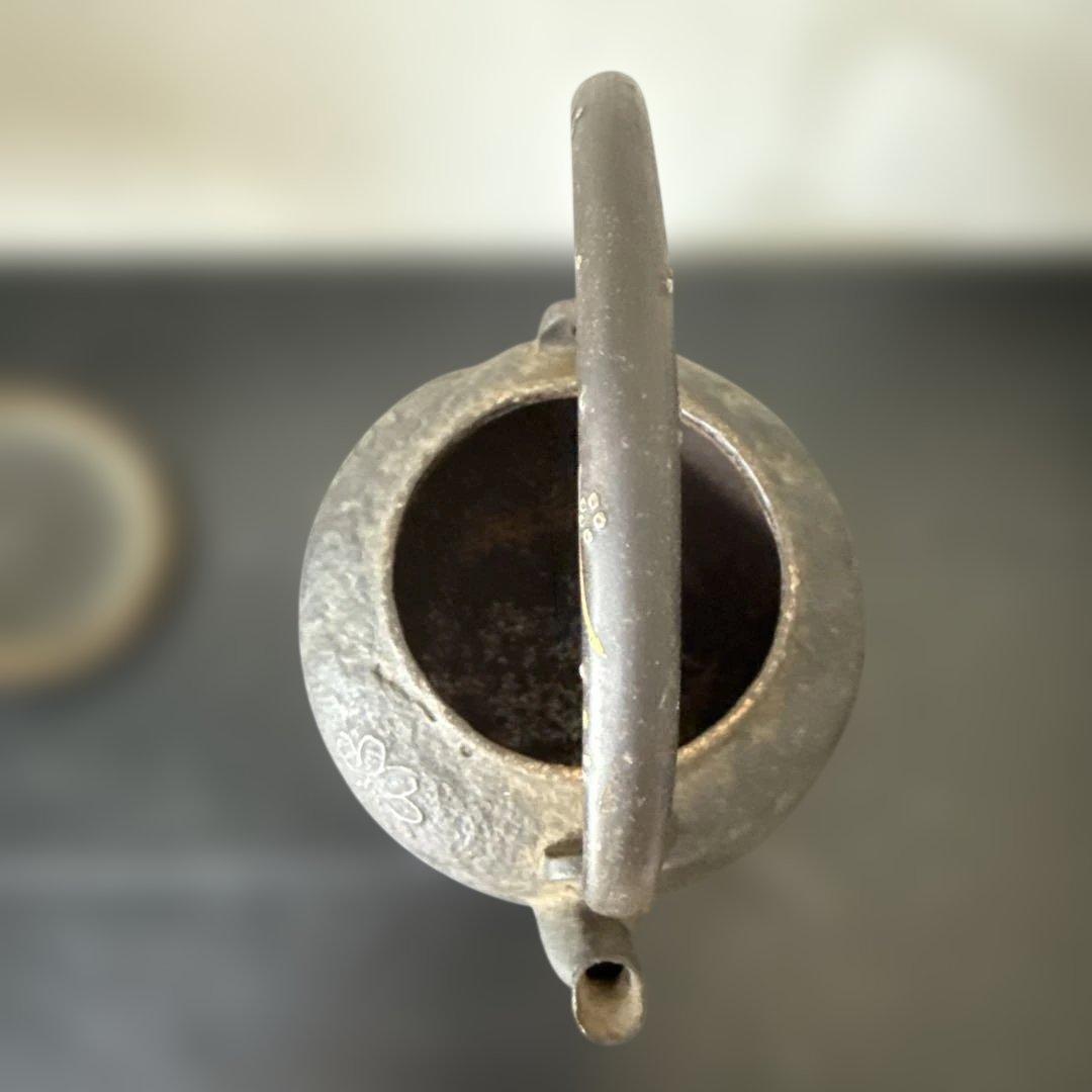 龍文堂　造鉄 ヴィンテージ 鋳鉄 鉄瓶 丸形 茶器　花柄　京鉄瓶