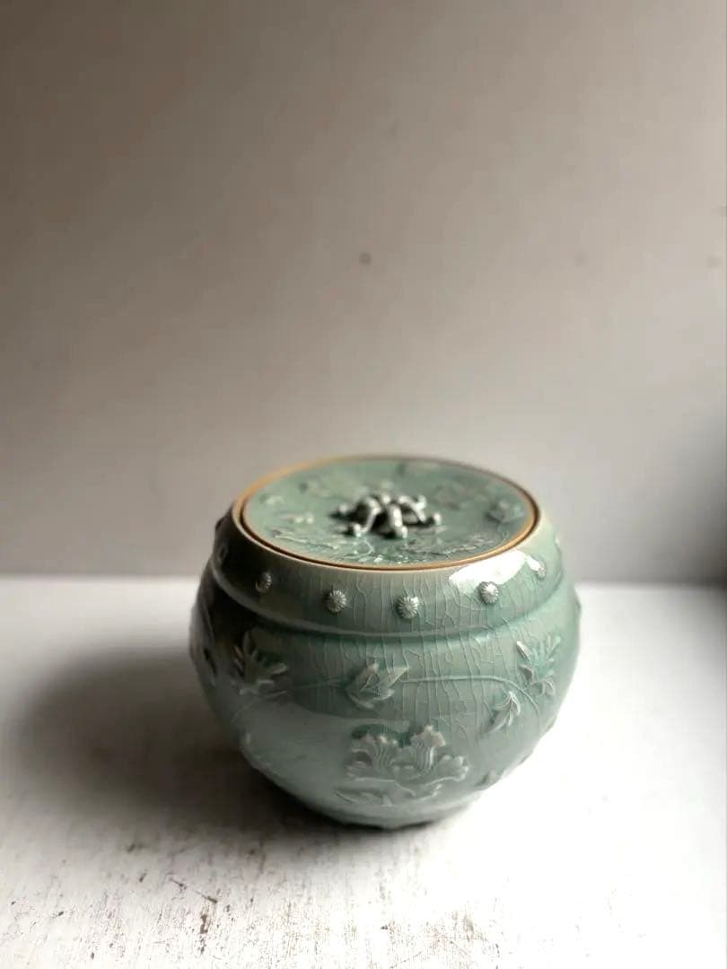 913 湖巖美術館所藏 東國窯 赫山方澈柱作 草蔓文高麗青磁水指 茶道具 高島屋
