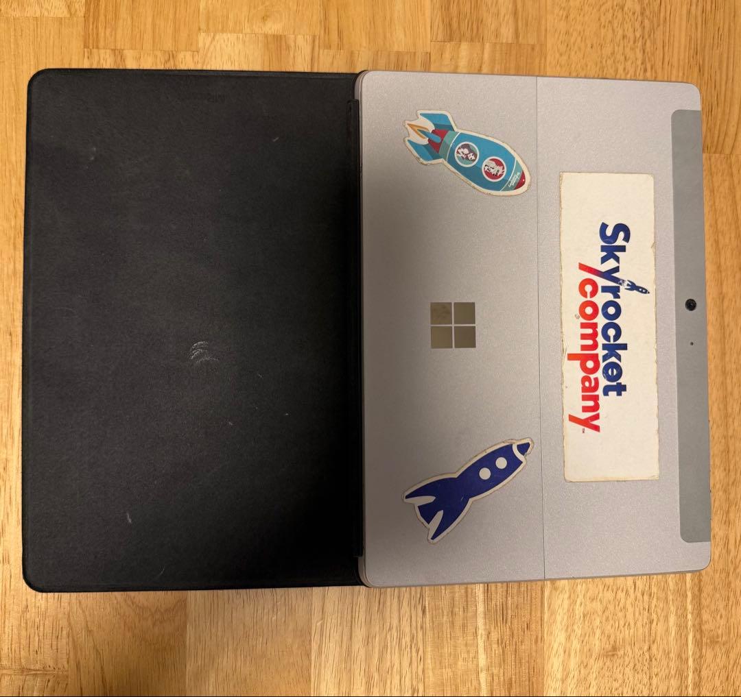 Windowsタブレット本体 surfec go