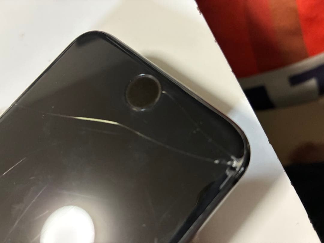 Apple iPhone 8 SIMロックあり　SB