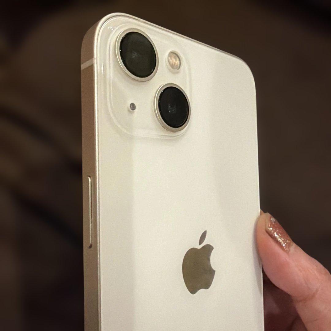 Apple iPhone 13 ホワイト本体