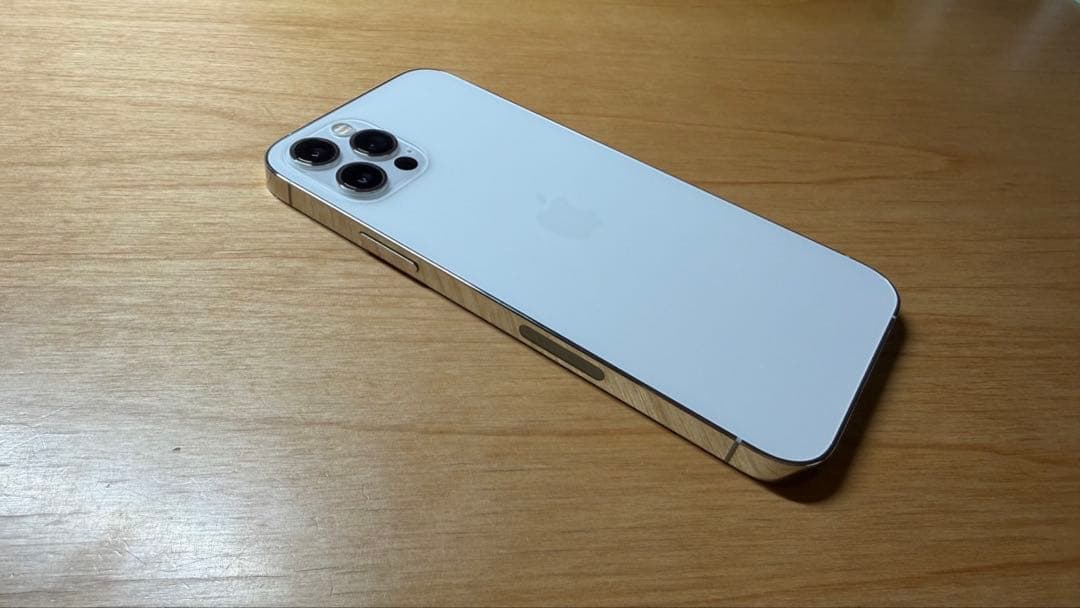【正規品】iPhone12 Pro 256GB SIMフリーシルバー 箱・付属品