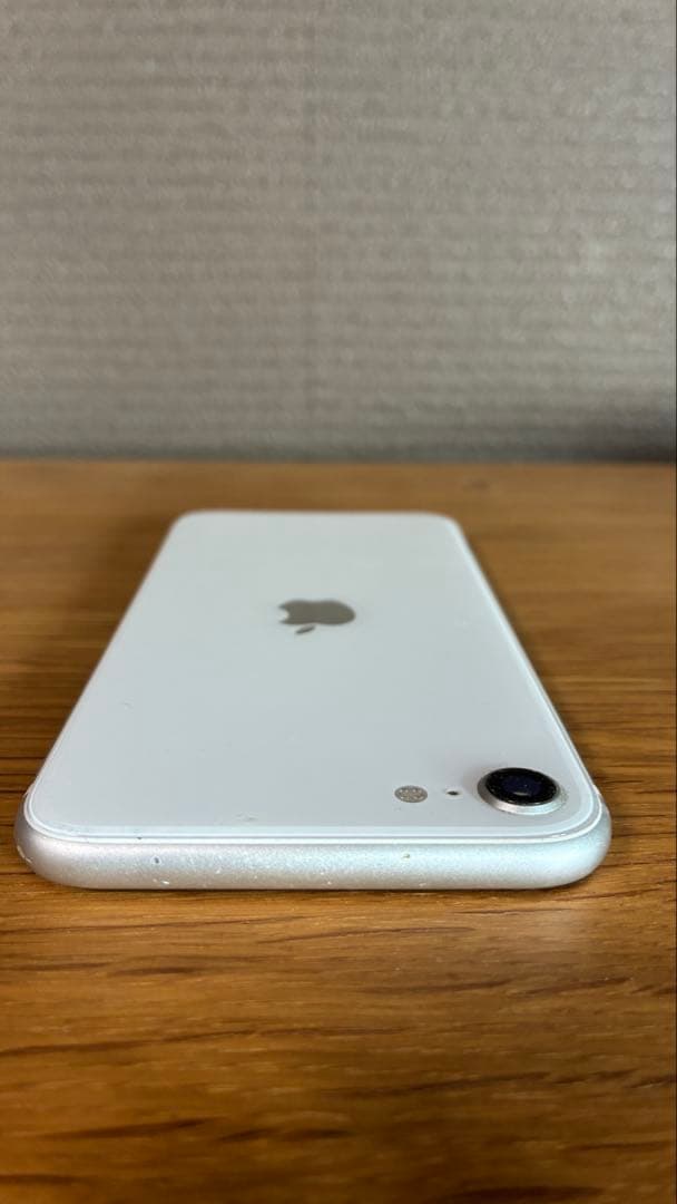 ㊹iPhone SE 第2世代 128GB ホワイト SIMフリー