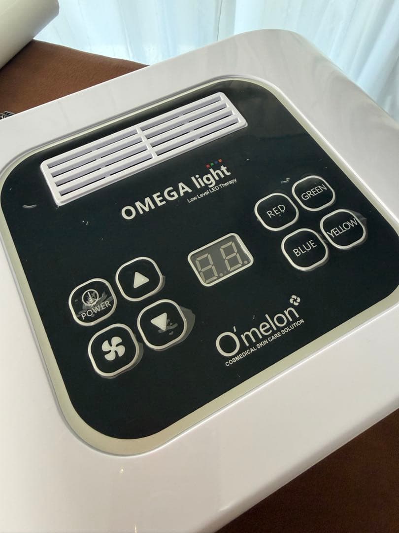 OMEGA light 美顔器