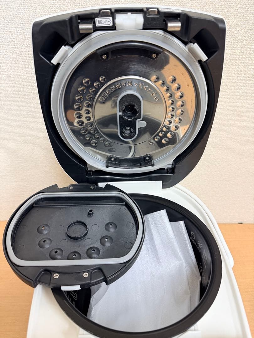 日立IH炊飯器RZ-TS101M 5.5合炊き 2018年製 圧力スチーム炊飯