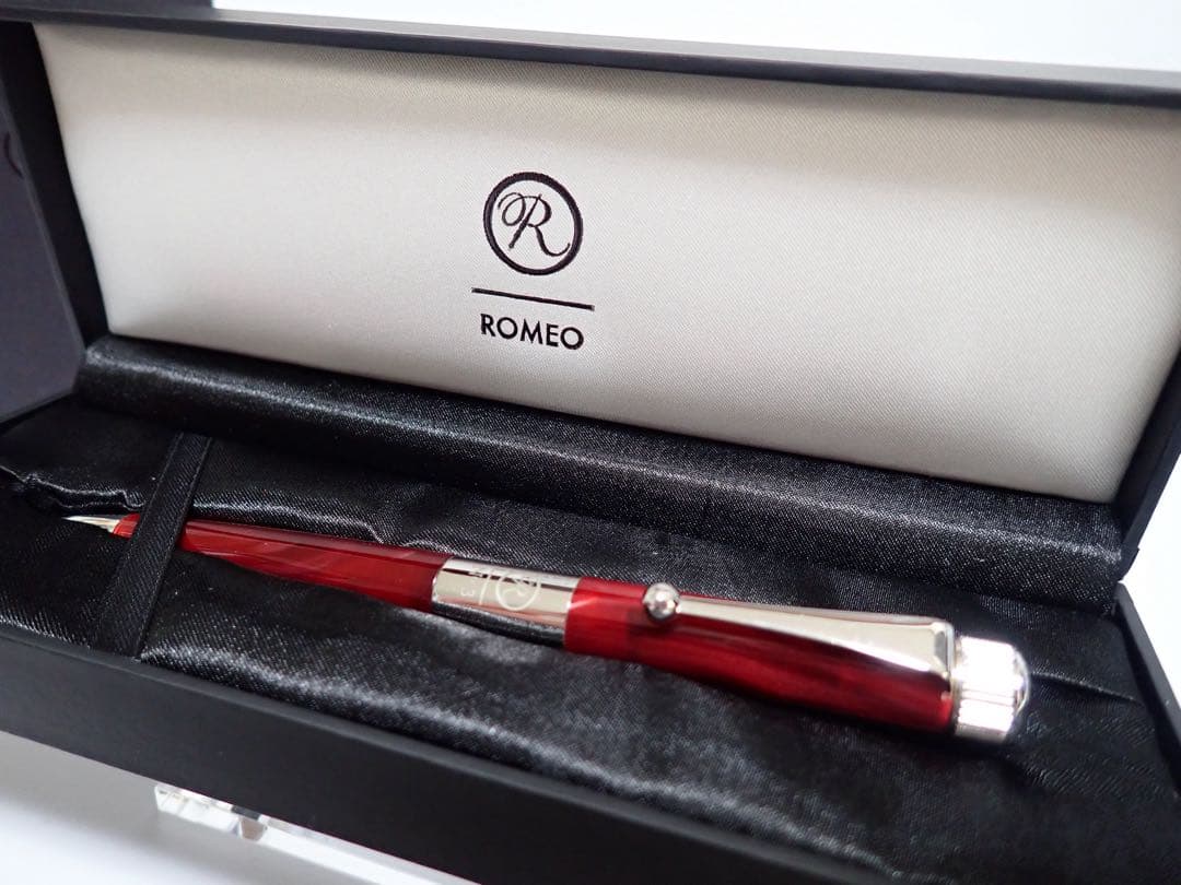 伊東屋 ROMEO No.3 イタリアンレッド ボールペン 箱付 金属部劣化あり